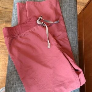 FIGS💪 Scrub bottoms! L